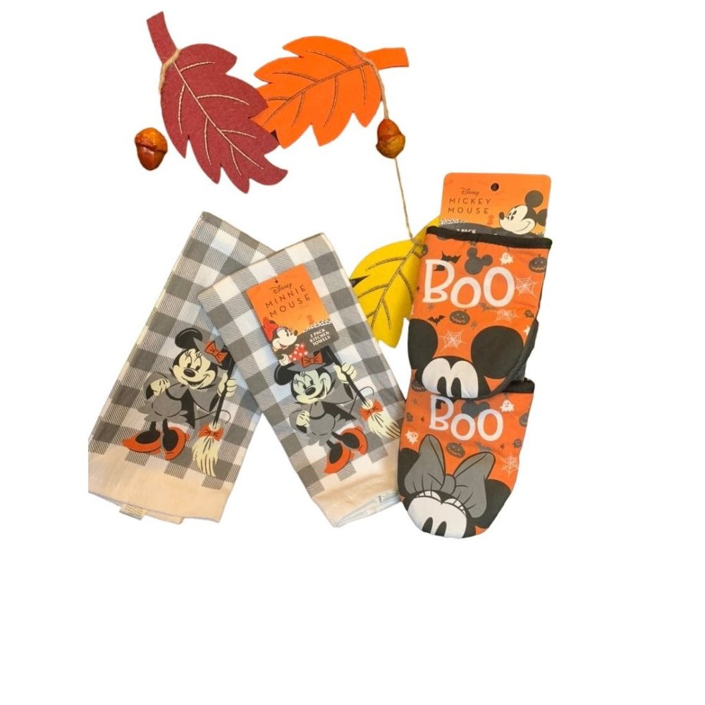 Disney Minnie Mickey Halloween Kitchen Towels & Oven Mitts